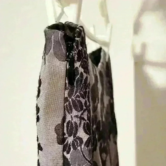 Ann Taylor Womens Skirt Gray Black Fit & Flare Floral Midi Formal Career Size 0P - Picture 4 of 6